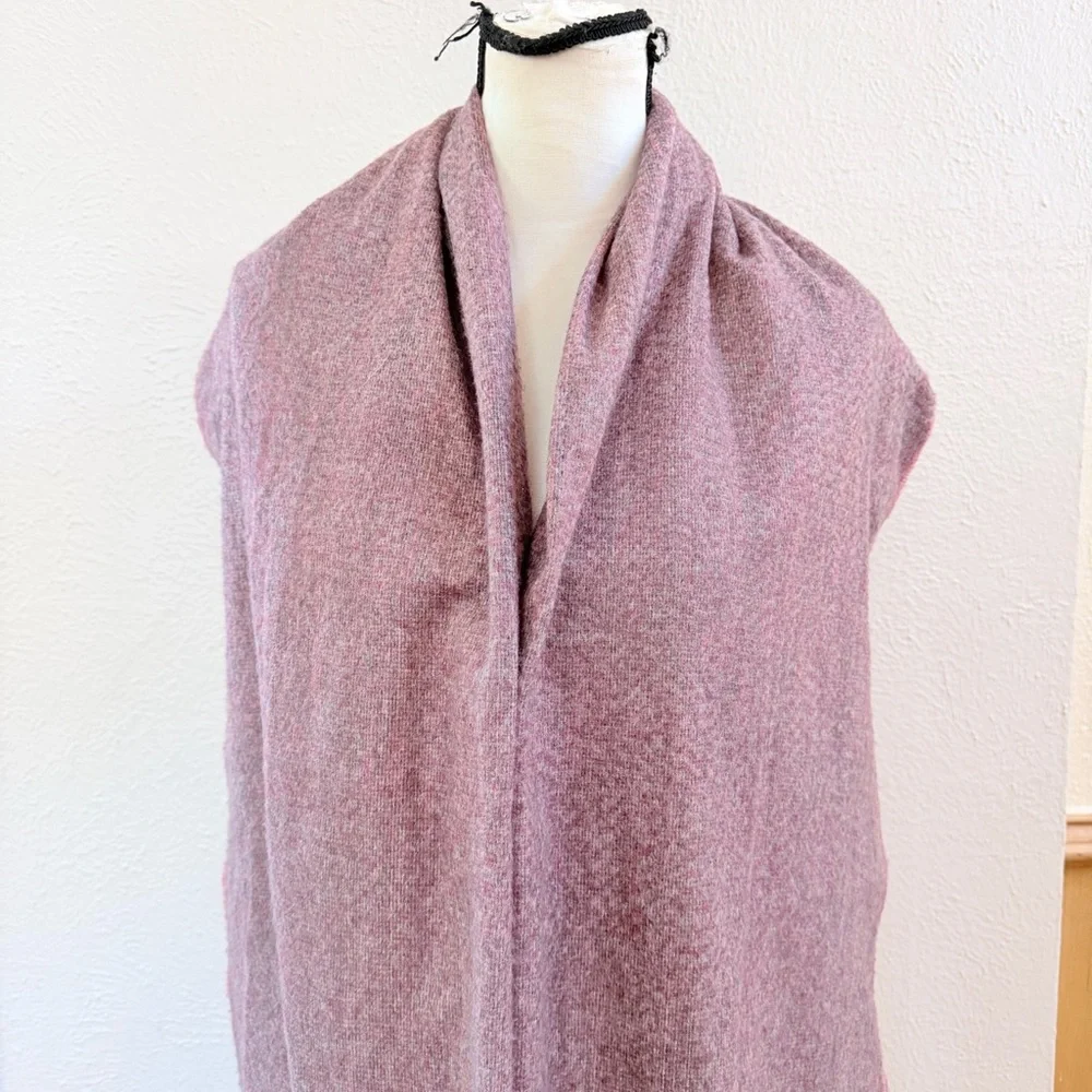 Cashmere brand wide purplish fringe scarf